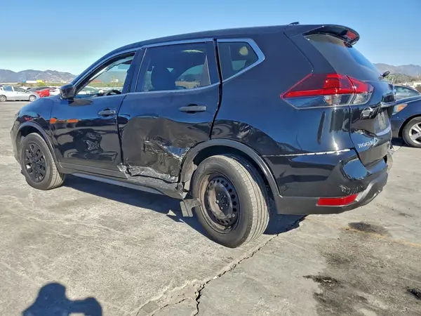 5N1AT2MV4JC829730 2018 NISSAN ROGUE - Image 2