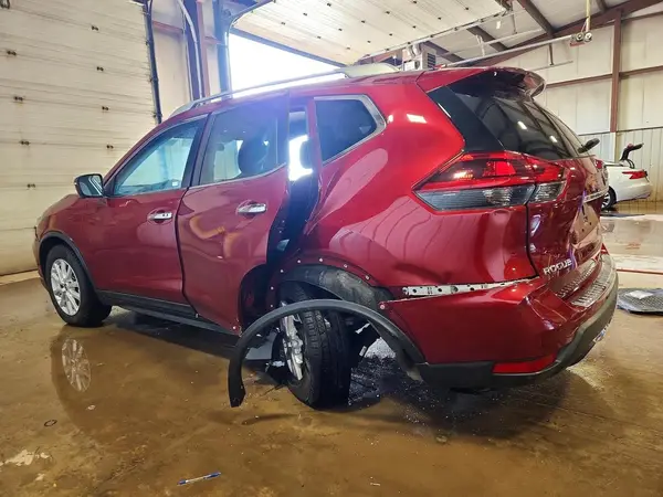 5N1AT2MV4JC833888 2018 NISSAN ROGUE - Image 2