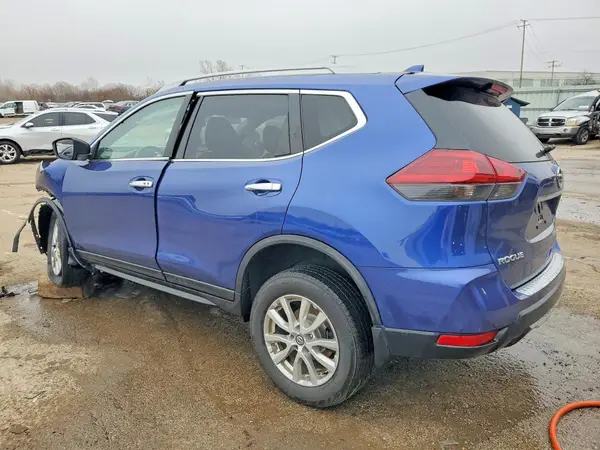 5N1AT2MV4JC837066 2018 NISSAN ROGUE - Image 2