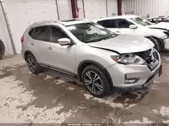 5N1AT2MV4JC839268 2018 NISSAN ROGUE