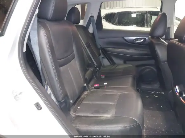5N1AT2MV4JC839268 2018 NISSAN ROGUE - Image 8