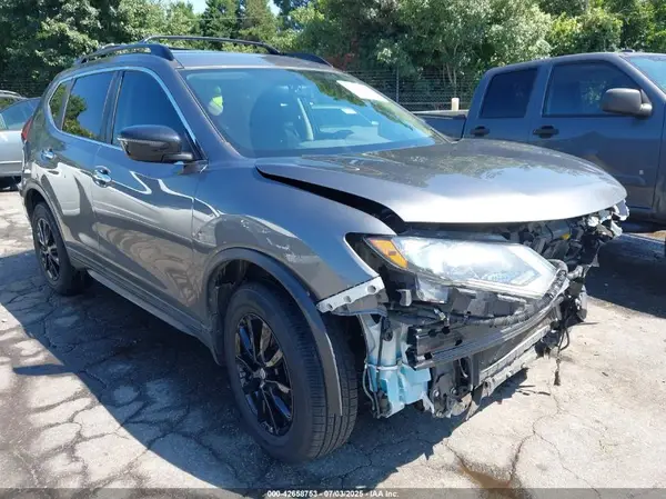 5N1AT2MV4JC841425 2018 NISSAN ROGUE - Image 1