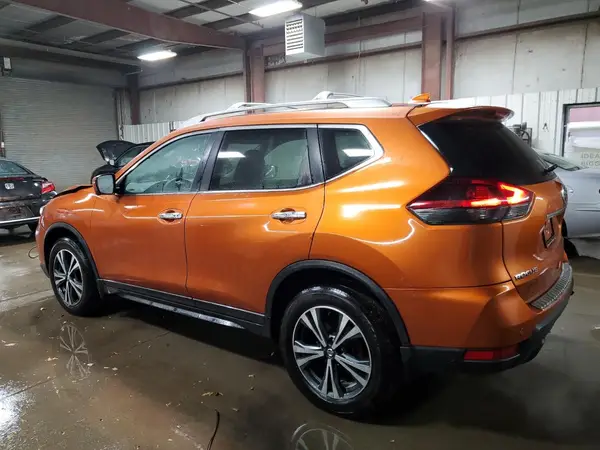 5N1AT2MV4KC703157 2019 NISSAN ROGUE - Image 2