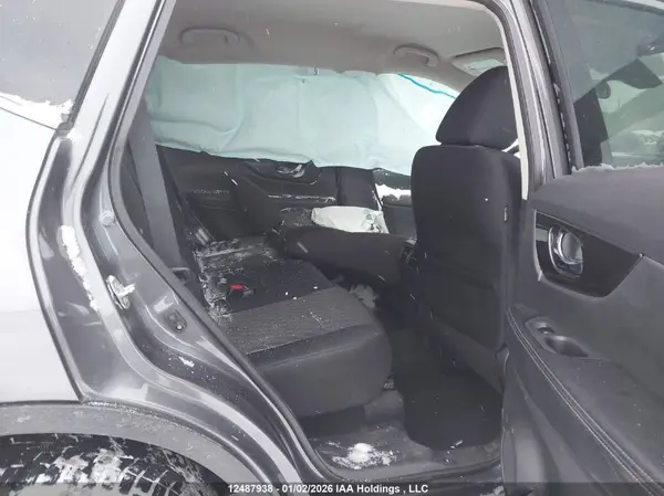 5N1AT2MV4KC712702 2019 NISSAN ROGUE - Image 8