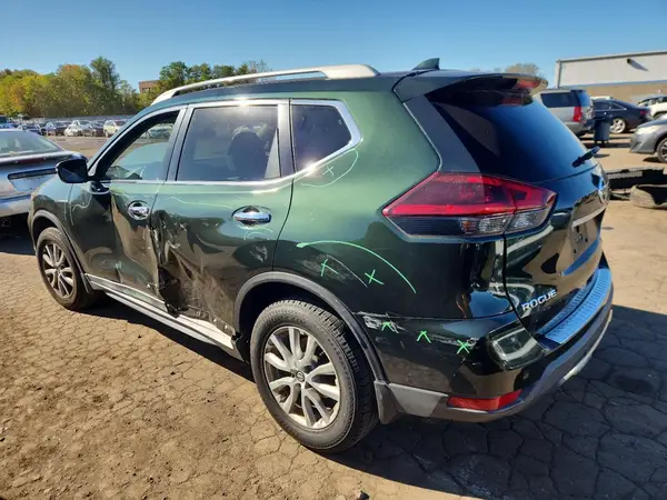 5N1AT2MV4KC715020 2019 NISSAN ROGUE - Image 2