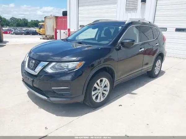 5N1AT2MV4KC723053 2019 NISSAN ROGUE - Image 2