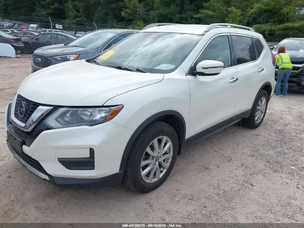 5N1AT2MV4KC736143 2019 NISSAN ROGUE - Image 2