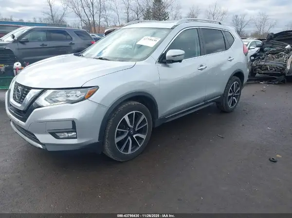 5N1AT2MV4KC745411 2019 NISSAN ROGUE - Image 2