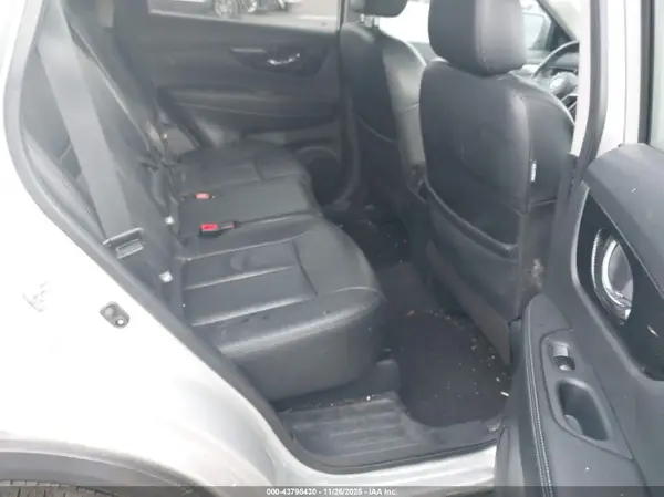 5N1AT2MV4KC745411 2019 NISSAN ROGUE - Image 8
