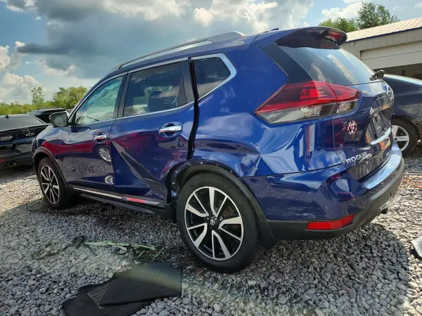 5N1AT2MV4KC746798 2019 NISSAN ROGUE - Image 2