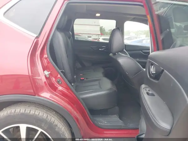 5N1AT2MV4KC753704 2019 NISSAN ROGUE - Image 8
