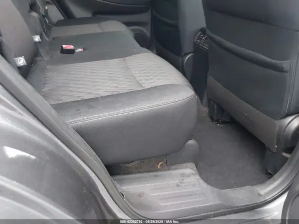 5N1AT2MV4KC769210 2019 NISSAN ROGUE - Image 8