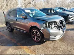 5N1AT2MV4KC769675 2019 NISSAN ROGUE