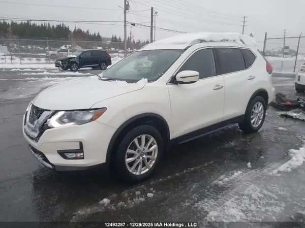 5N1AT2MV4KC777050 2019 NISSAN ROGUE - Image 2