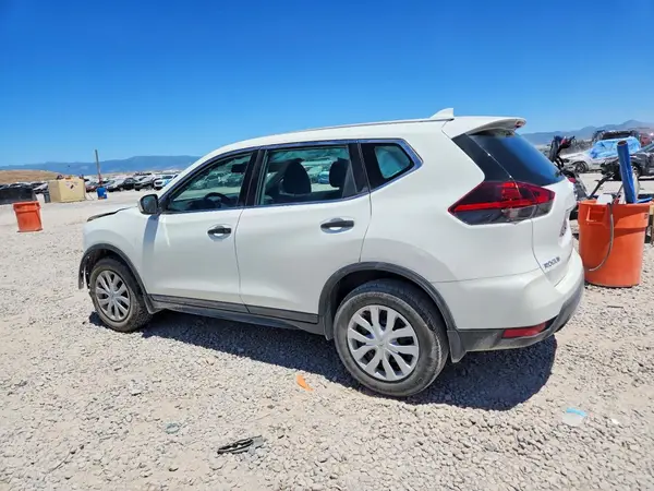 5N1AT2MV4KC798612 2019 NISSAN ROGUE - Image 2