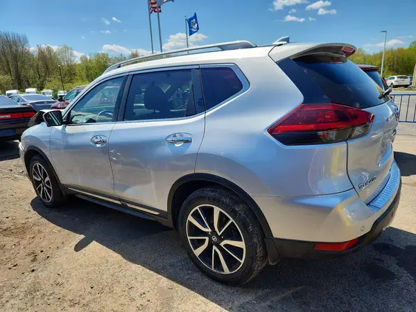 5N1AT2MV4KC800178 2019 NISSAN ROGUE - Image 2