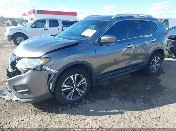 5N1AT2MV4KC801119 2019 NISSAN ROGUE - Image 2