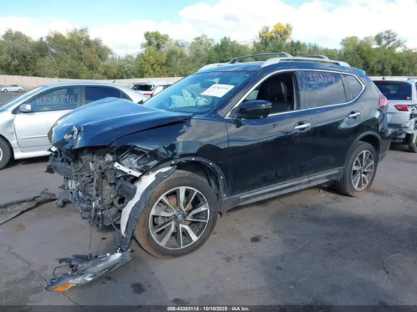 5N1AT2MV4KC811052 2019 NISSAN ROGUE - Image 2