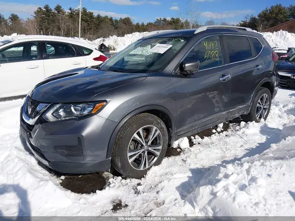 5N1AT2MV4KC821855 2019 NISSAN ROGUE - Image 2