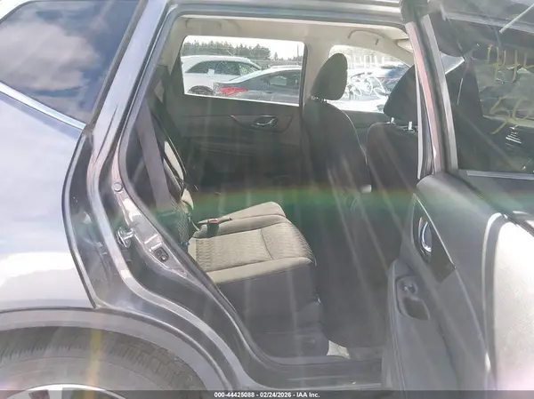 5N1AT2MV4KC821855 2019 NISSAN ROGUE - Image 8