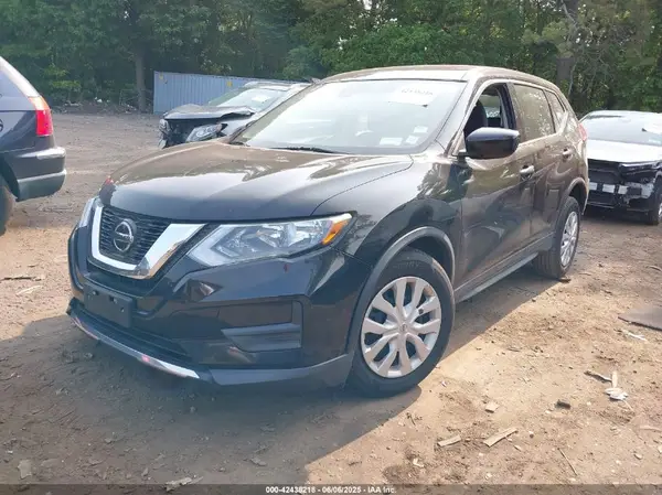 5N1AT2MV4KC822522 2019 NISSAN ROGUE - Image 2