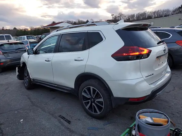 5N1AT2MV4KC832189 2019 NISSAN ROGUE - Image 2