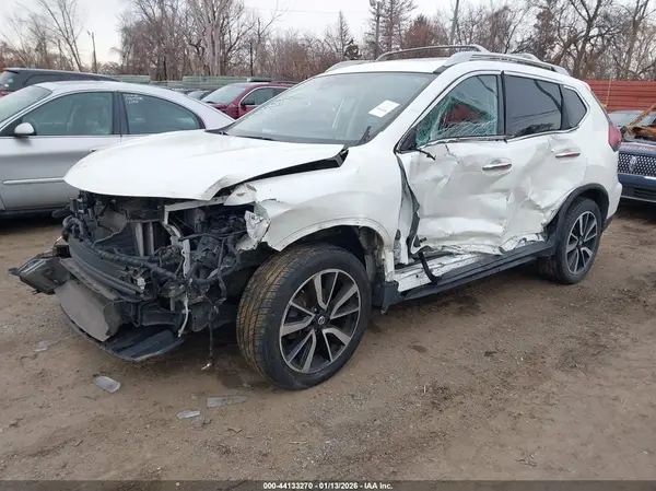 5N1AT2MV4KC833164 2019 NISSAN ROGUE - Image 2