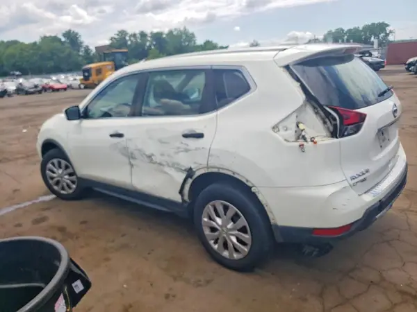 5N1AT2MV4KC833827 2019 NISSAN ROGUE - Image 2