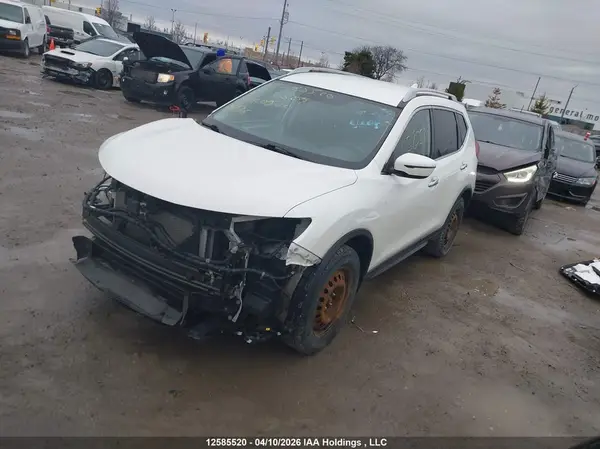 5N1AT2MV4LC700258 2020 NISSAN ROGUE - Image 2