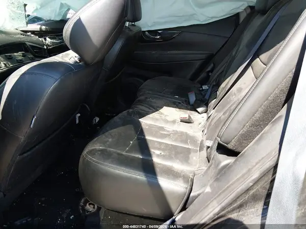 5N1AT2MV4LC722664 2020 NISSAN ROGUE - Image 8