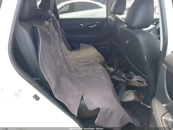 5N1AT2MV4LC724740 2020 NISSAN ROGUE - Image 8