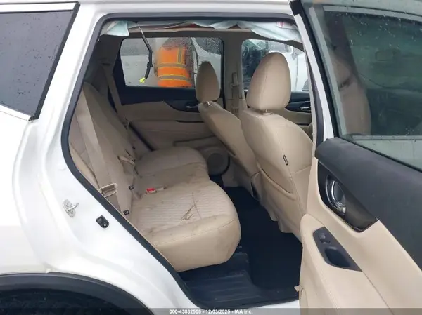 5N1AT2MV4LC735902 2020 NISSAN ROGUE - Image 8