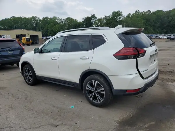 5N1AT2MV4LC780130 2020 NISSAN ROGUE - Image 2