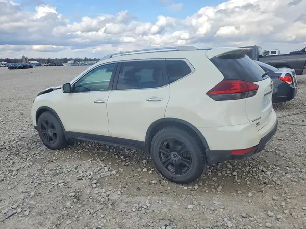 5N1AT2MV4LC789264 2020 NISSAN ROGUE - Image 2