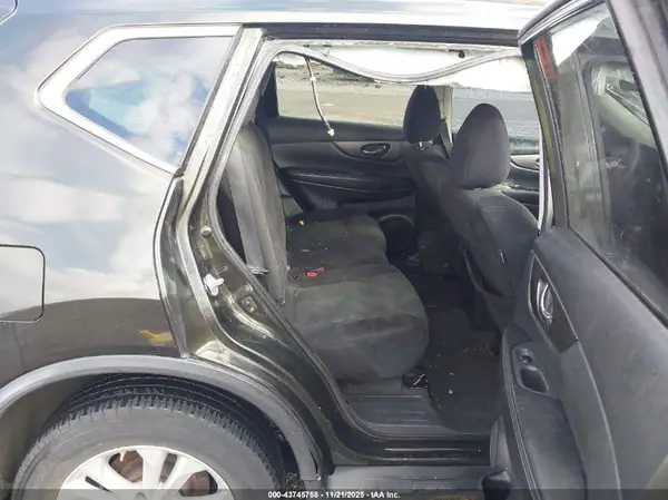 5N1AT2MV5GC737292 2016 NISSAN ROGUE - Image 8