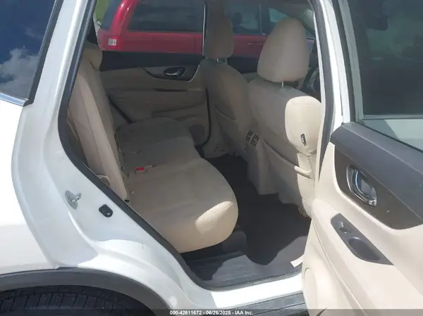 5N1AT2MV5GC737387 2016 NISSAN ROGUE - Image 8