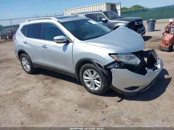 5N1AT2MV5GC738409 2016 NISSAN ROGUE - Image 1