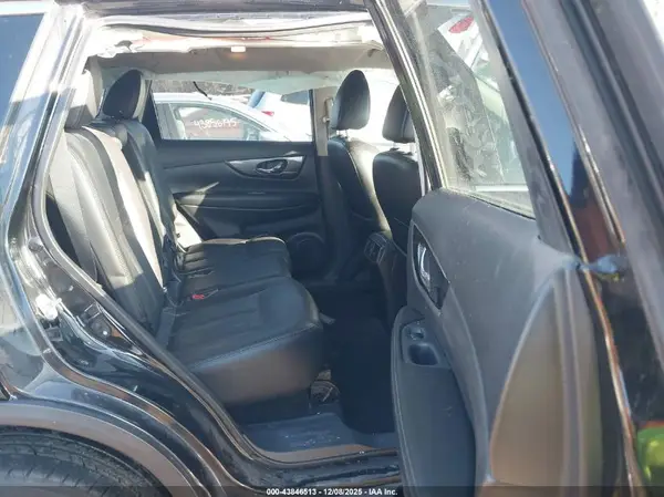 5N1AT2MV5GC740578 2016 NISSAN ROGUE - Image 8