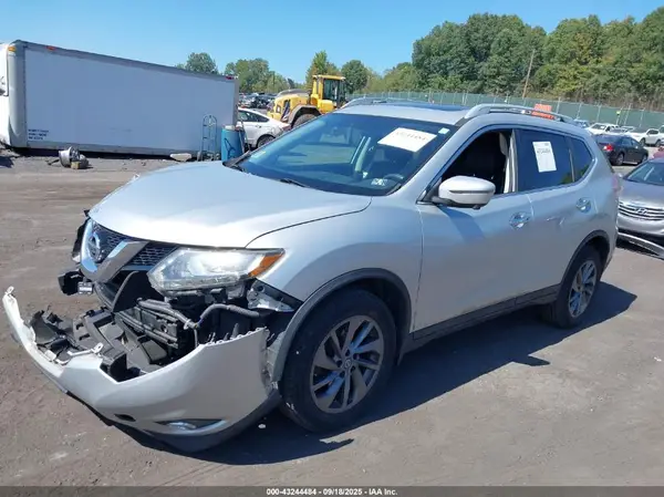 5N1AT2MV5GC742346 2016 NISSAN ROGUE - Image 2
