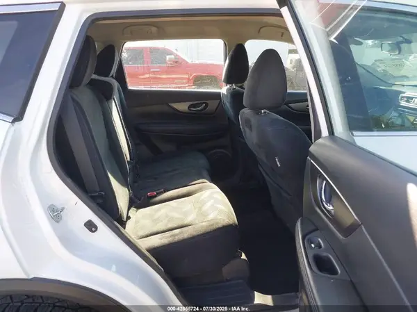 5N1AT2MV5GC765562 2016 NISSAN ROGUE - Image 8
