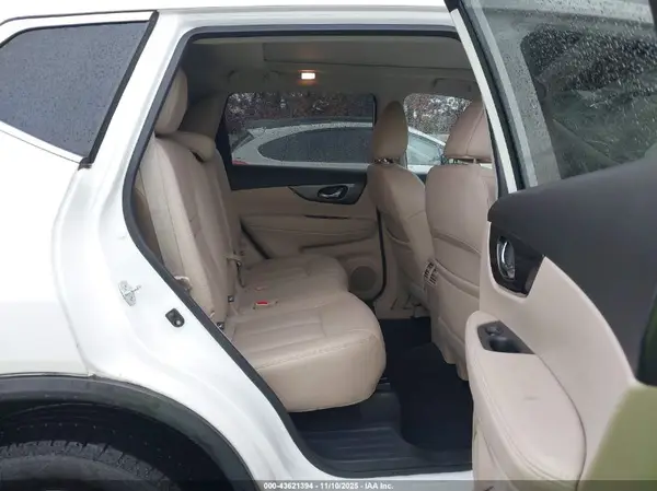 5N1AT2MV5GC766632 2016 NISSAN ROGUE - Image 8