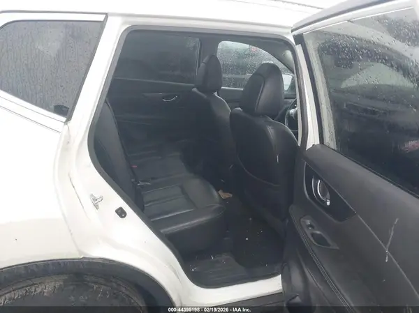 5N1AT2MV5GC789604 2016 NISSAN ROGUE - Image 8