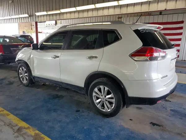 5N1AT2MV5GC810421 2016 NISSAN ROGUE - Image 2
