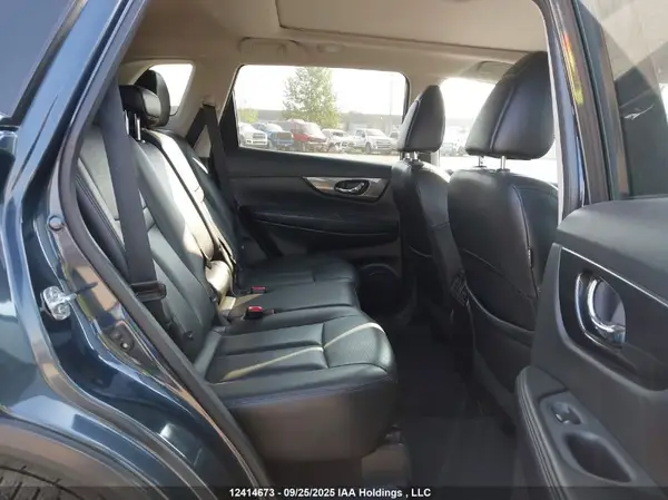 5N1AT2MV5GC817885 2016 NISSAN ROGUE - Image 8