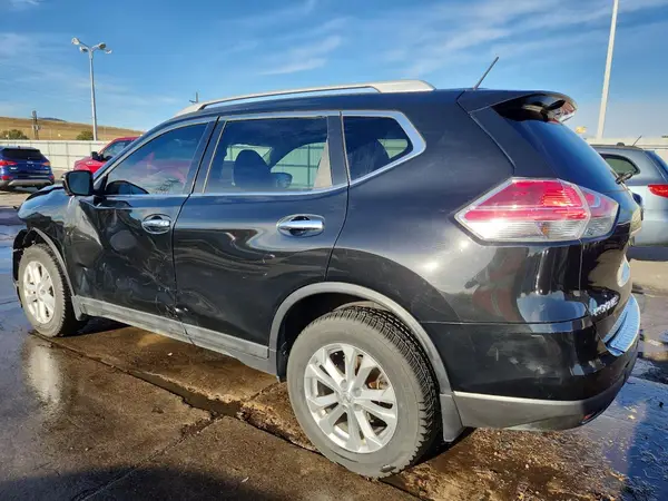 5N1AT2MV5GC837392 2016 NISSAN ROGUE - Image 2