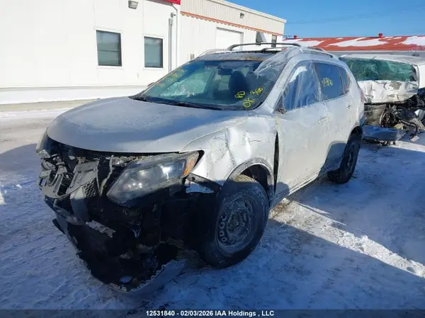 5N1AT2MV5GC852748 2016 NISSAN ROGUE - Image 2