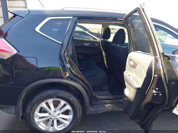 5N1AT2MV5GC853513 2016 NISSAN ROGUE - Image 8