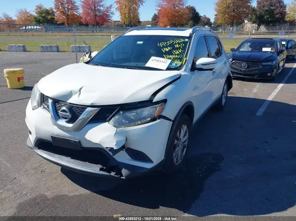 5N1AT2MV5GC856945 2016 NISSAN ROGUE - Image 2