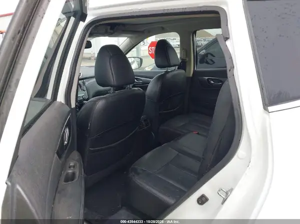 5N1AT2MV5GC879304 2016 NISSAN ROGUE - Image 8