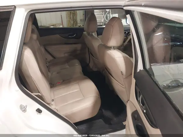 5N1AT2MV5GC885393 2016 NISSAN ROGUE - Image 8